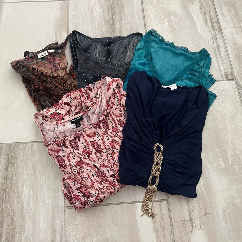 Women's Floral and Lace Tops - Multicolor Set